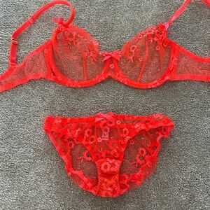 Agent provocateur neon orange set, SZE 3 brief - SZE 34E bra- worn twice